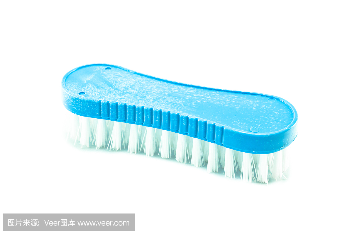 衣服清洗刷在白色背景上